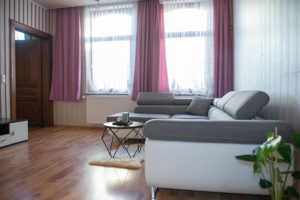 2 Zi.-Wohnung Stadtnah, Messenah Sarstedt Extérieur photo